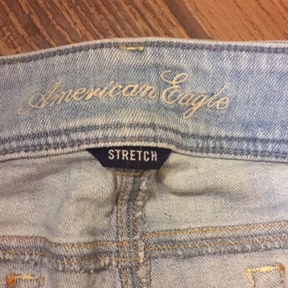 NWOT American Eagle Ripped Jeans - Picture 6 of 7